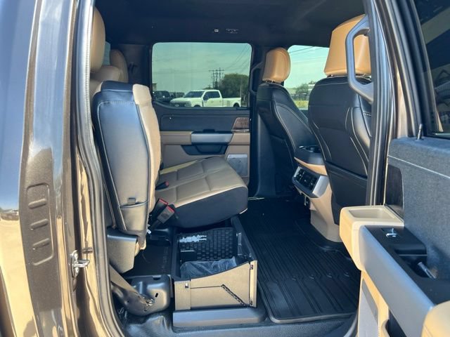 Used 2024 Ford F350 Lariat w/ Chrome Package AWD/4WD image 30