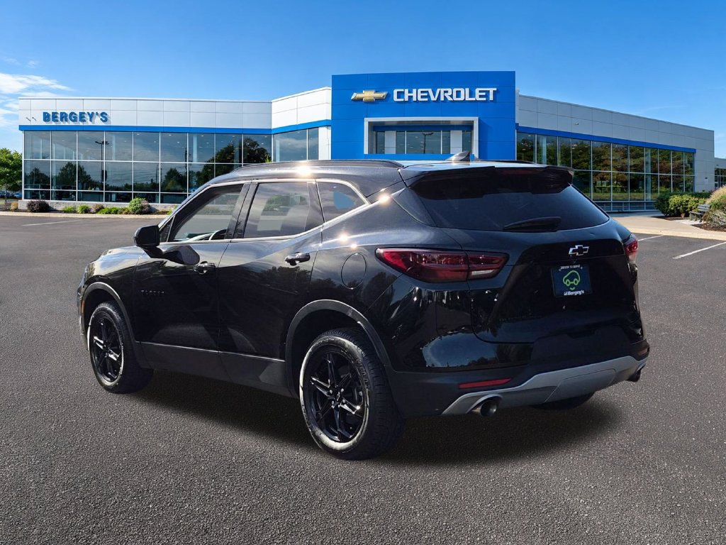 Certified 2024 Chevrolet Blazer LT w/ Convenience Package AWD/4WD image 9