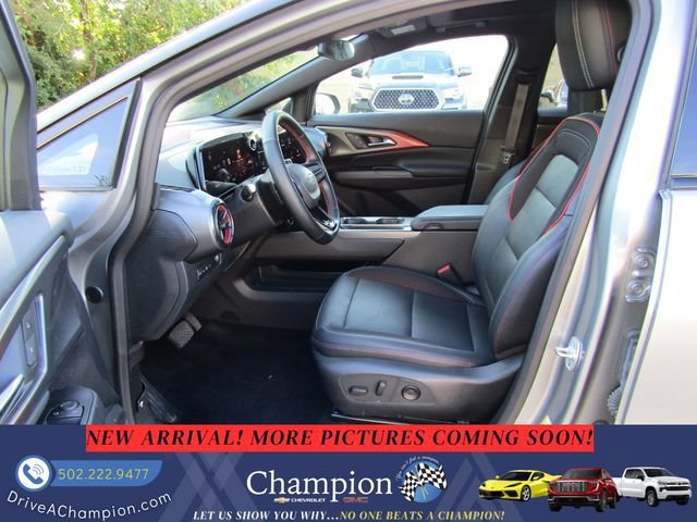 Certified 2025 Chevrolet Equinox EV RS FWD image 11