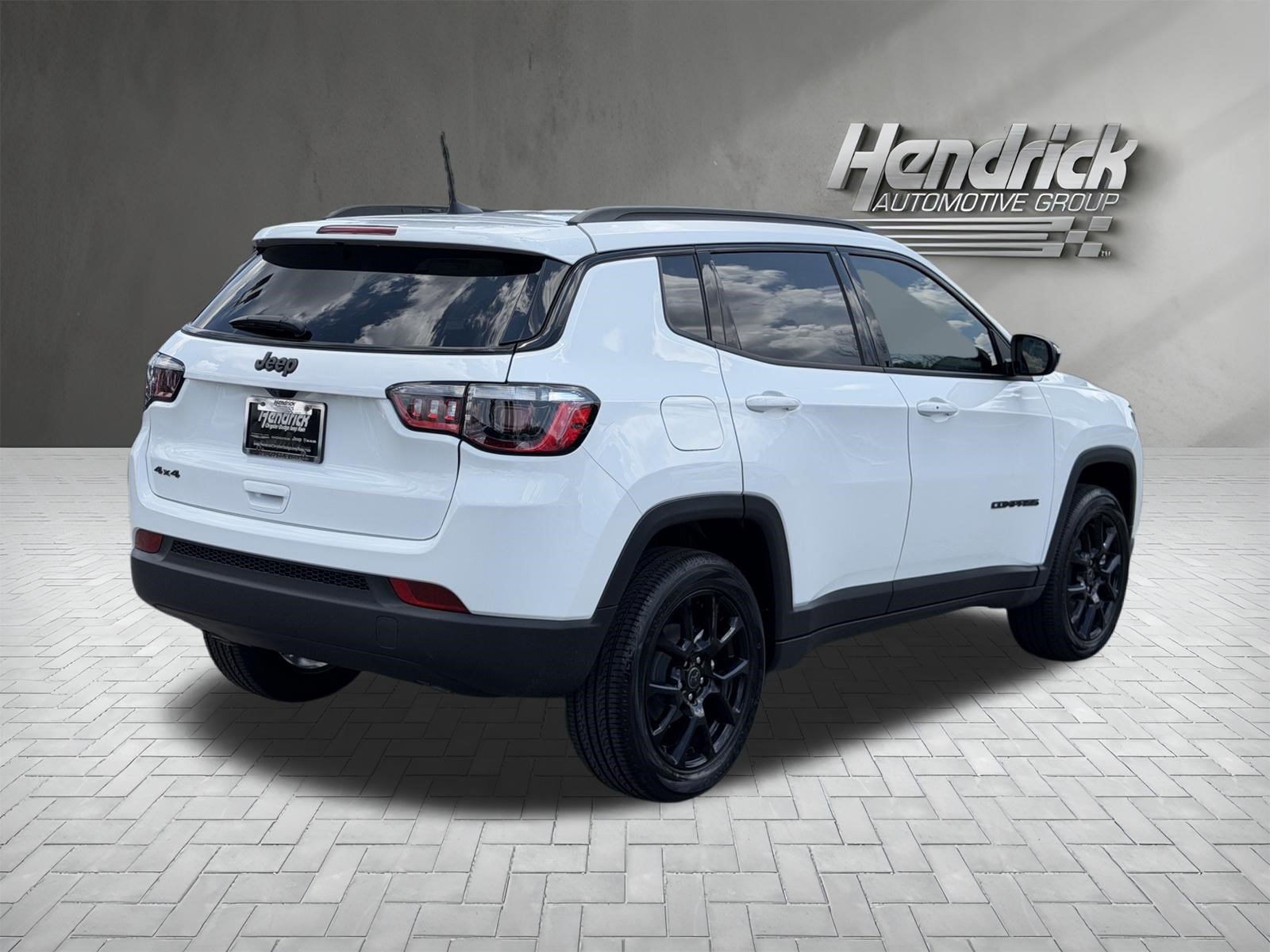 New 2026 Jeep Compass Latitude AWD/4WD image 10
