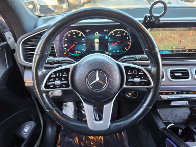 Used 2020 Mercedes-Benz GLS 450 4MATIC image 25