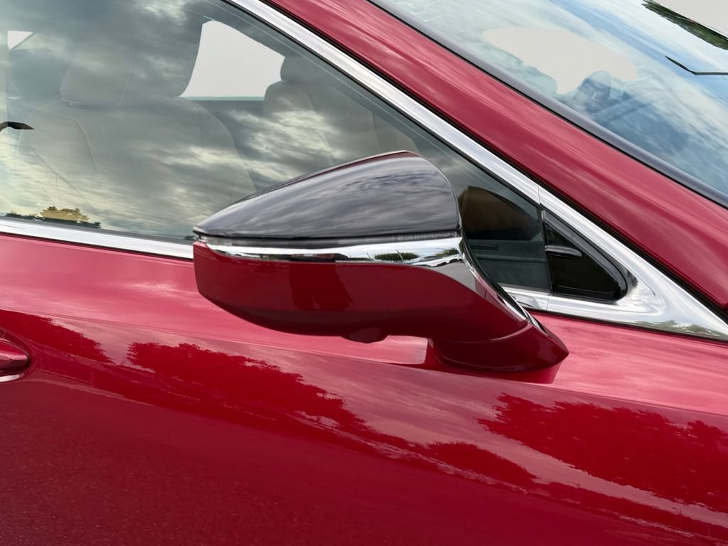 Certified 2024 Lexus ES 300h w/ Technology Package FWD image 28