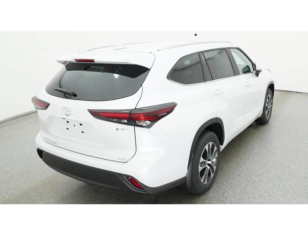 New 2026 Toyota Highlander XLE AWD/4WD image 9