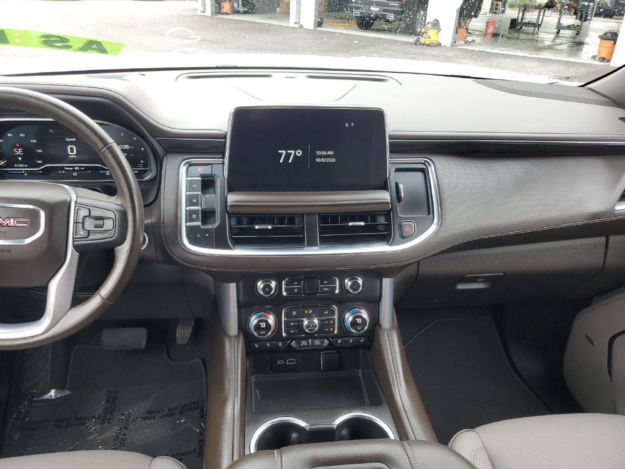 Used 2022 GMC Yukon XL SLT w/ SLT Premium Package AWD/4WD image 13