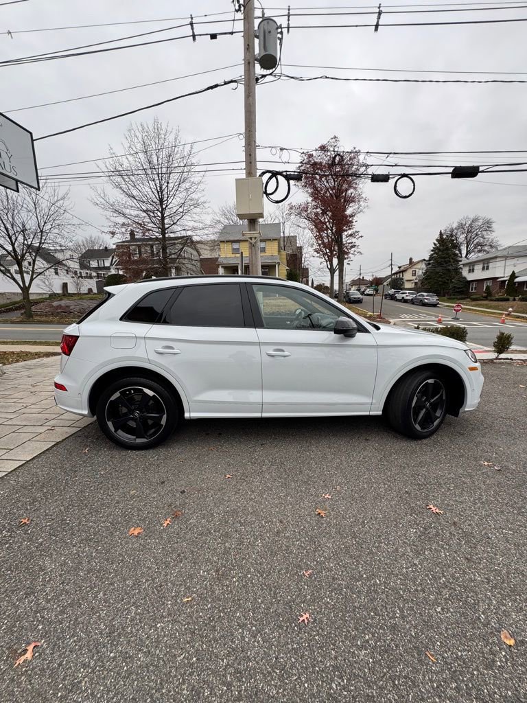 Used 2019 Audi SQ5 Prestige image 9