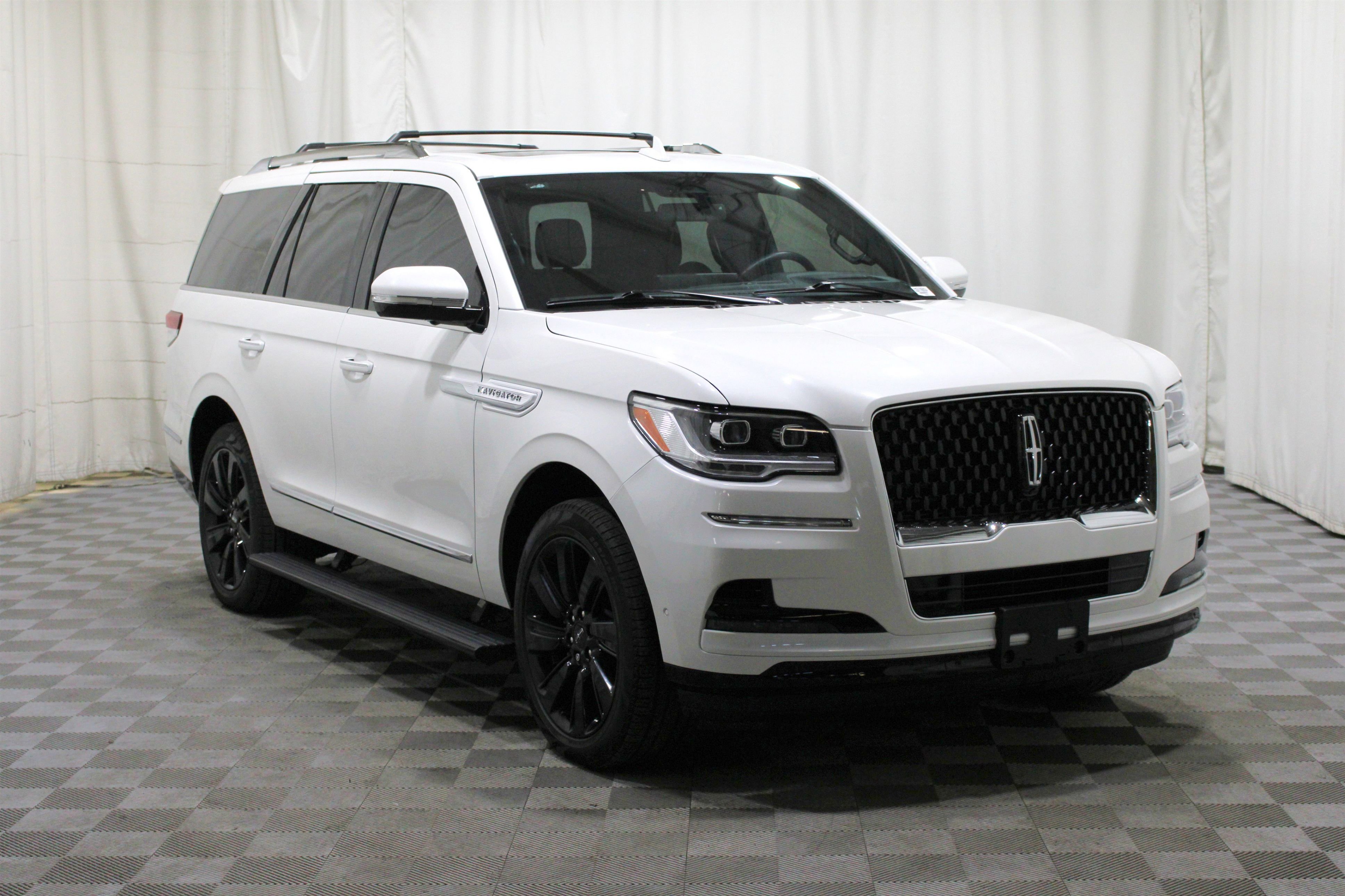 Used 2024 Lincoln Navigator Reserve