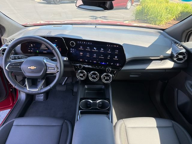 Certified 2025 Chevrolet Blazer EV LT AWD/4WD image 12
