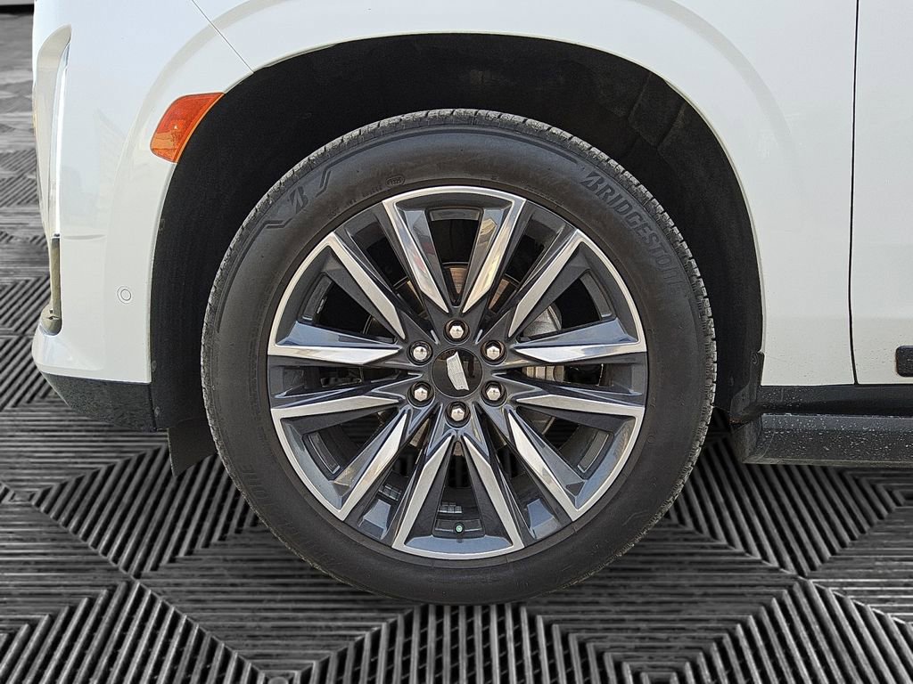 Used 2023 Cadillac Escalade ESV Sport w/ Touring Package image 14