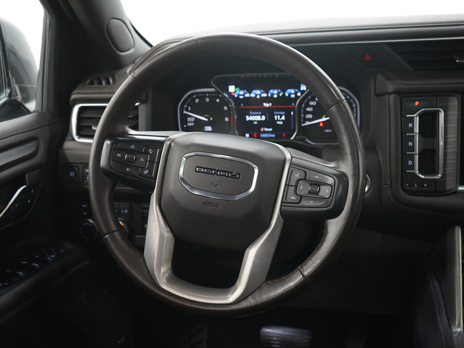 Used 2021 GMC Yukon Denali w/ Denali Premium Package AWD/4WD image 19