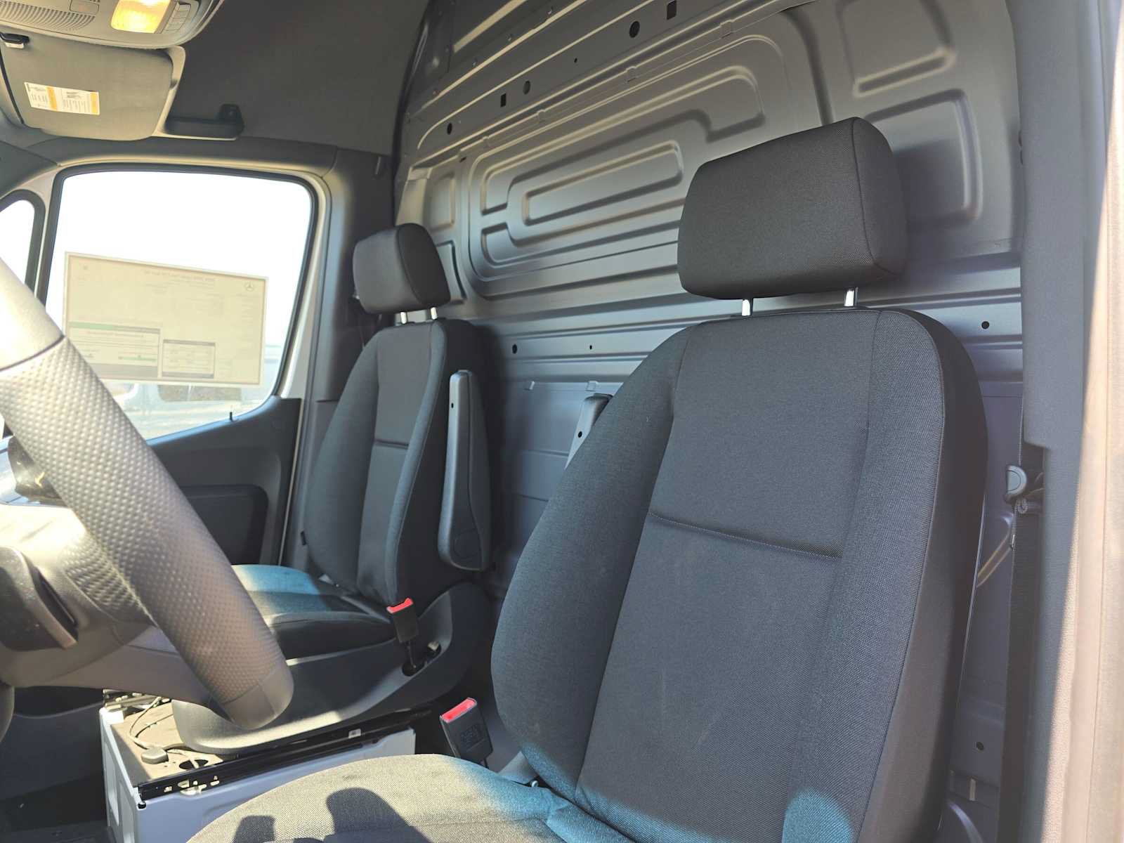New 2026 Mercedes-Benz Sprinter 2500 image 21