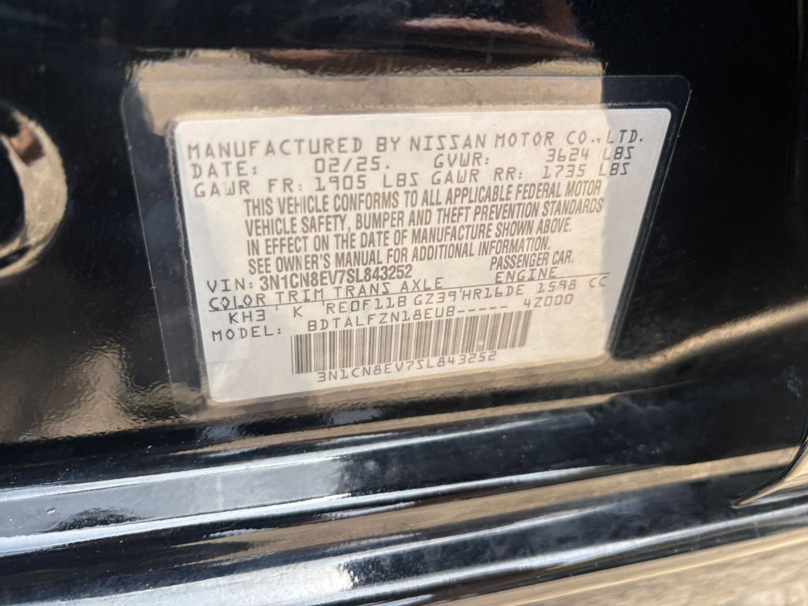 Used 2025 Nissan Versa SV FWD image 27