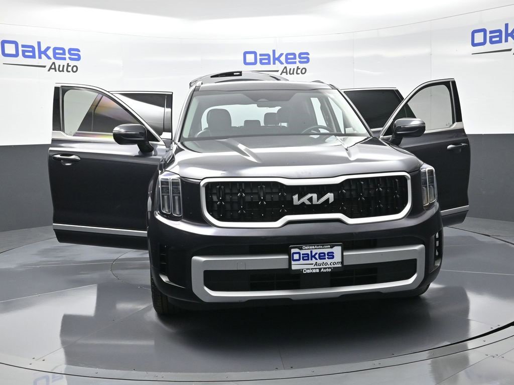 Certified 2025 Kia Telluride EX image 59