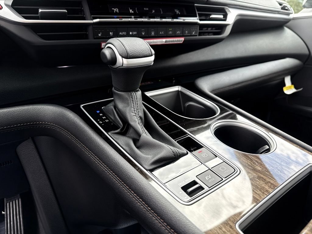 New 2026 Toyota Sienna Platinum AWD/4WD image 26