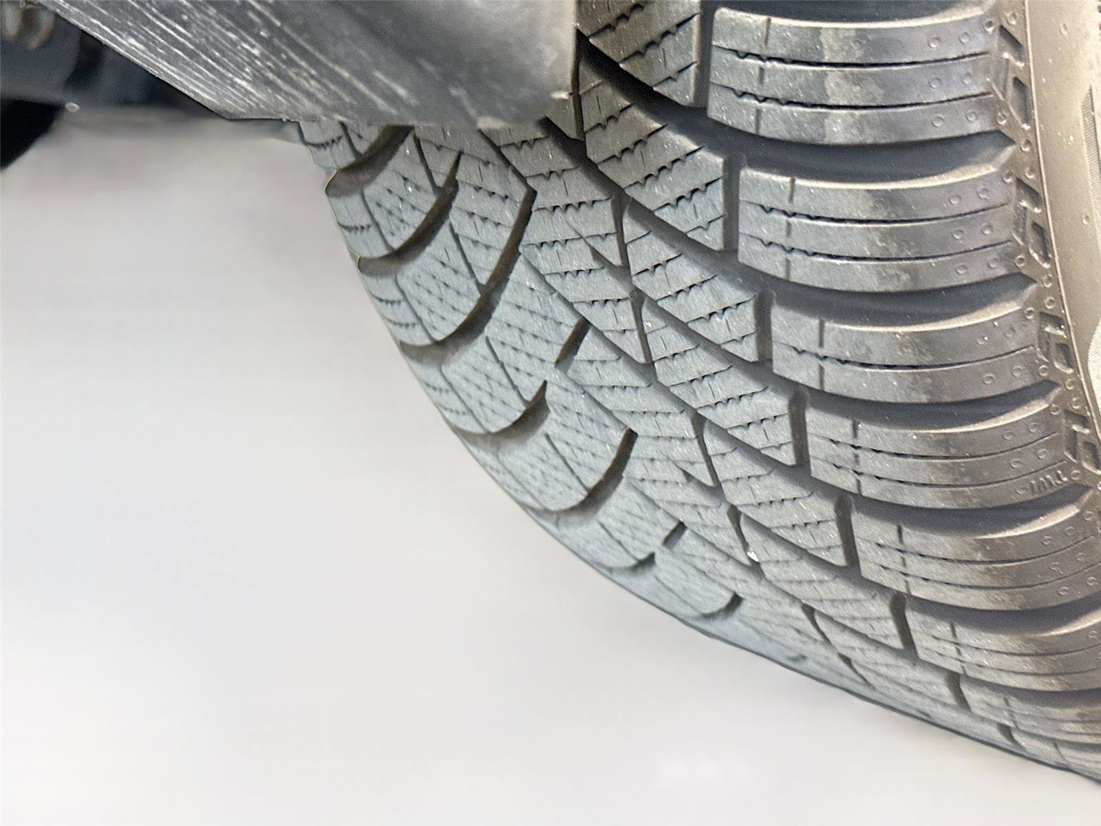 Used 2020 Kia Stinger GT image 33