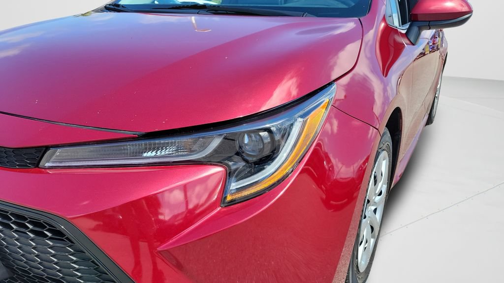 Used 2022 Toyota Corolla LE FWD image 21
