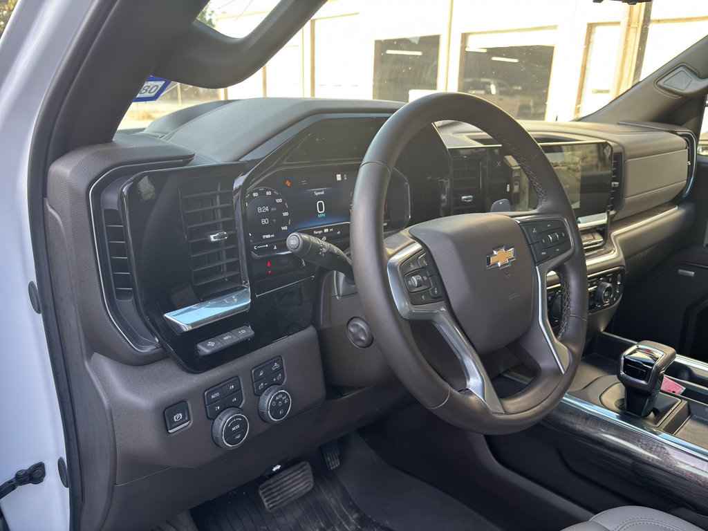 Certified 2025 Chevrolet Silverado 1500 LTZ w/ LTZ Premium Texas Edition AWD/4WD image 12
