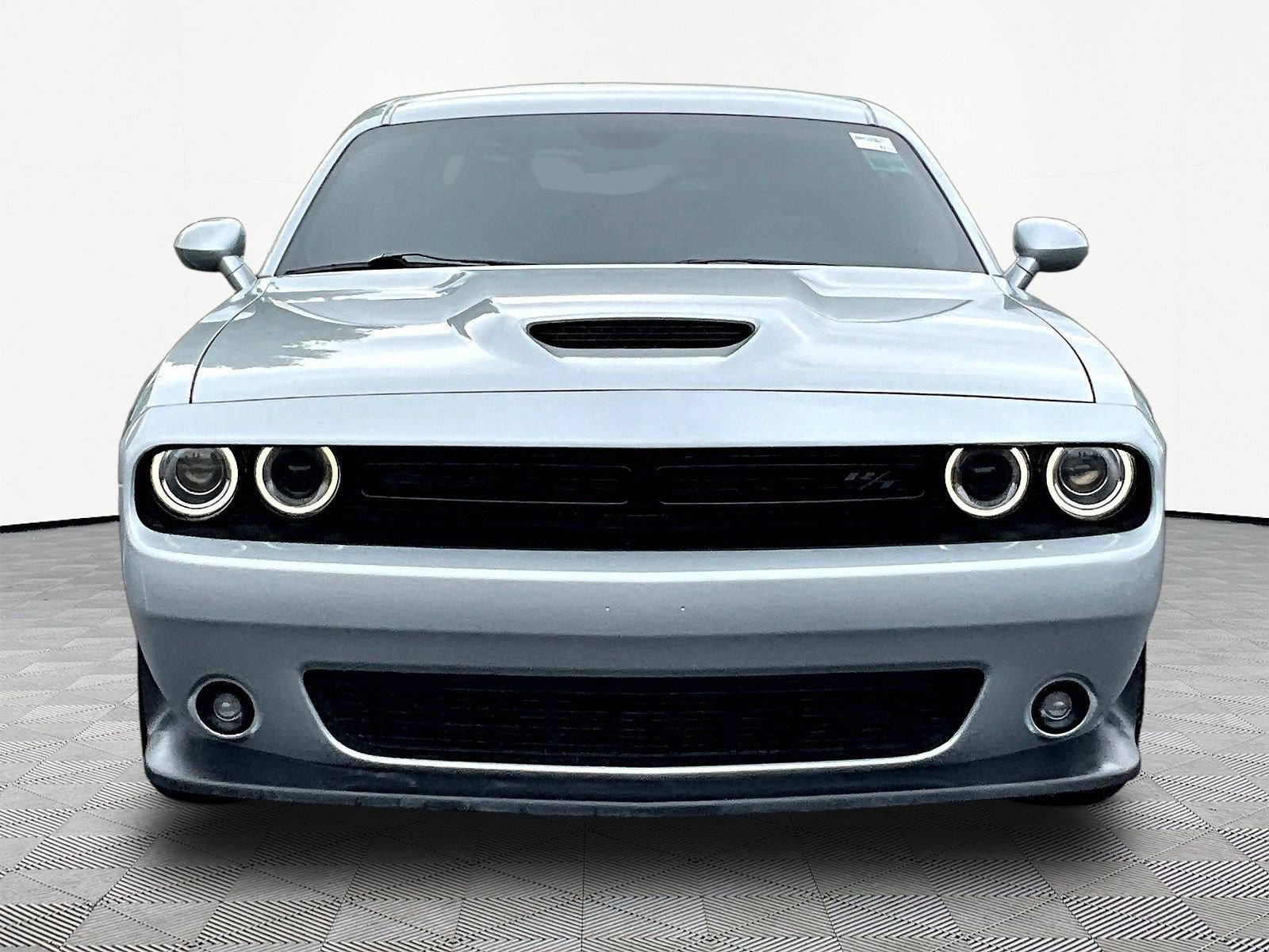 Used 2022 Dodge Challenger R/T w/ Blacktop Package RWD image 2