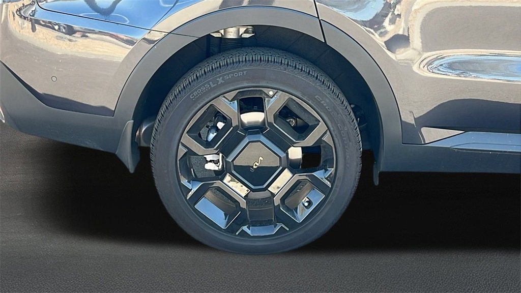 Certified 2025 Kia Sorento SX image 5