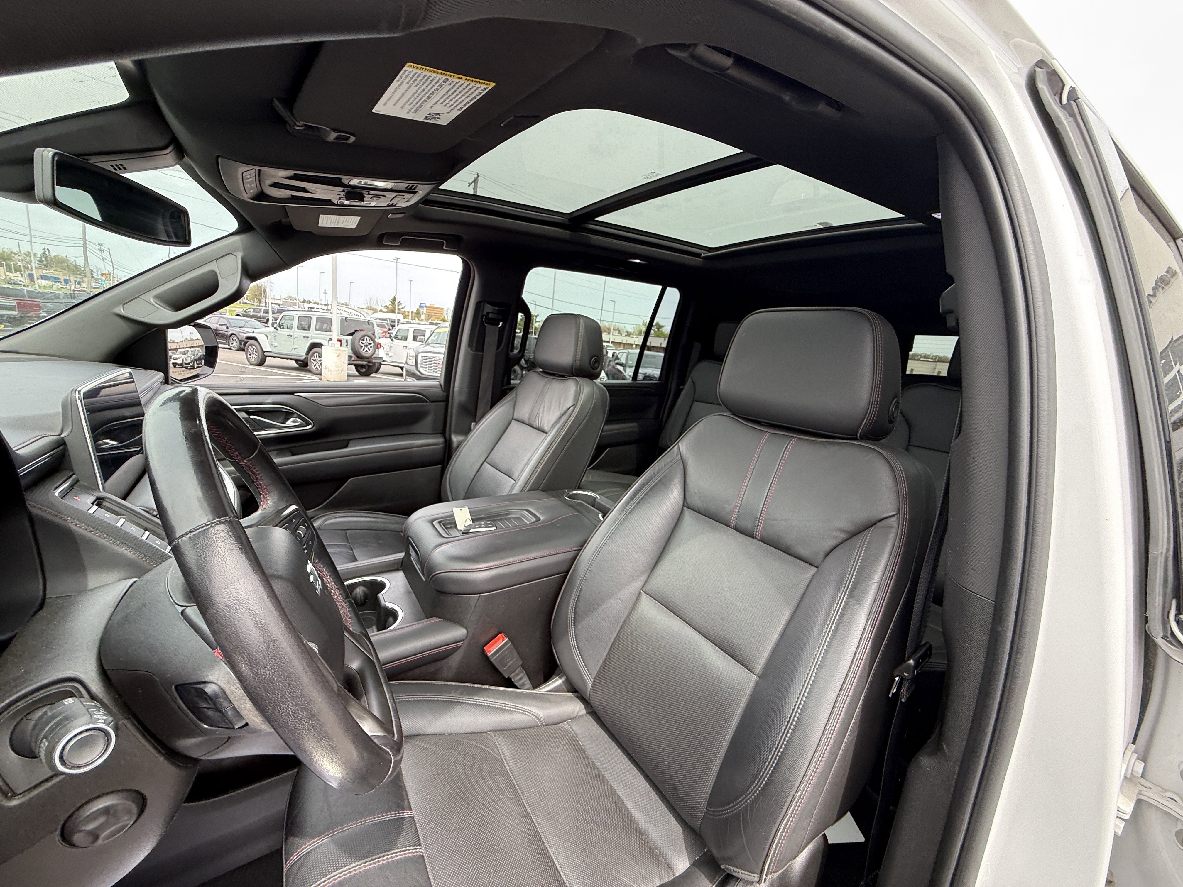 Used 2021 Chevrolet Suburban RST w/ Luxury Package AWD/4WD image 6