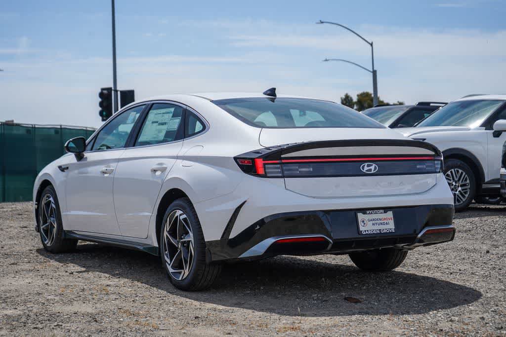 New 2026 Hyundai Sonata SEL FWD image 6