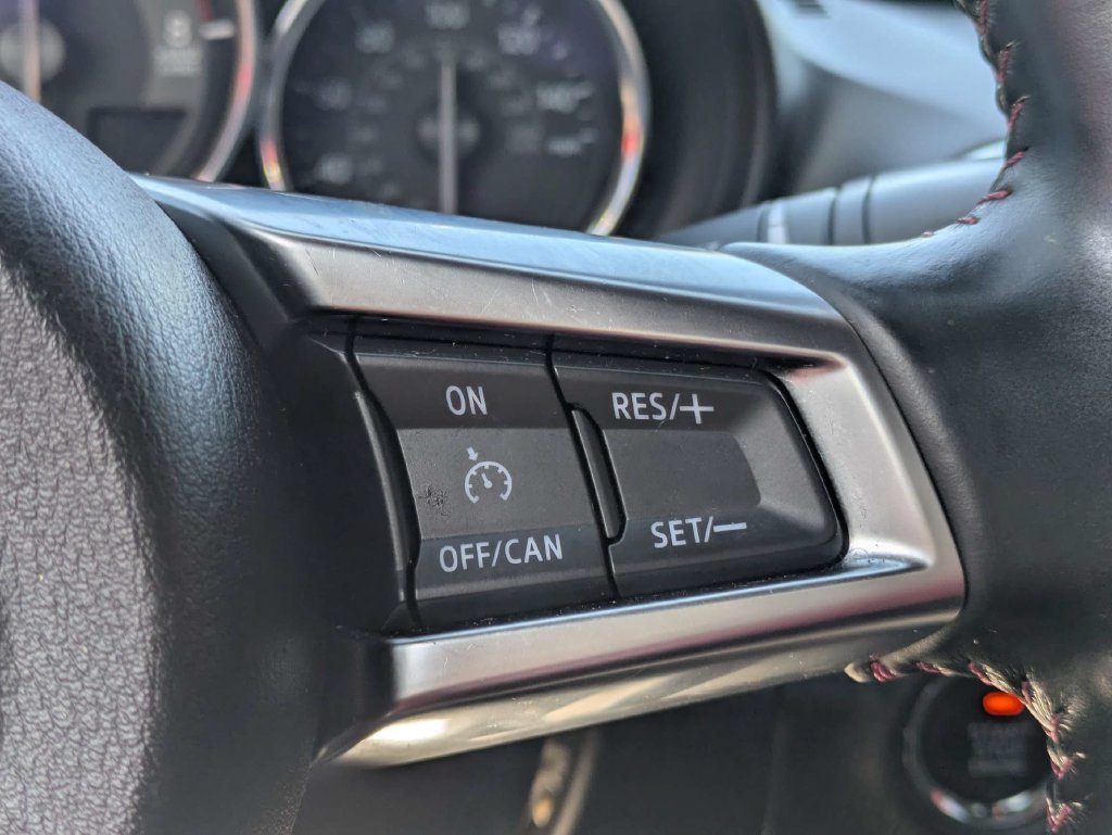 Used 2019 MAZDA MX-5 Miata RF Grand Touring w/ GT-S Package RWD image 17
