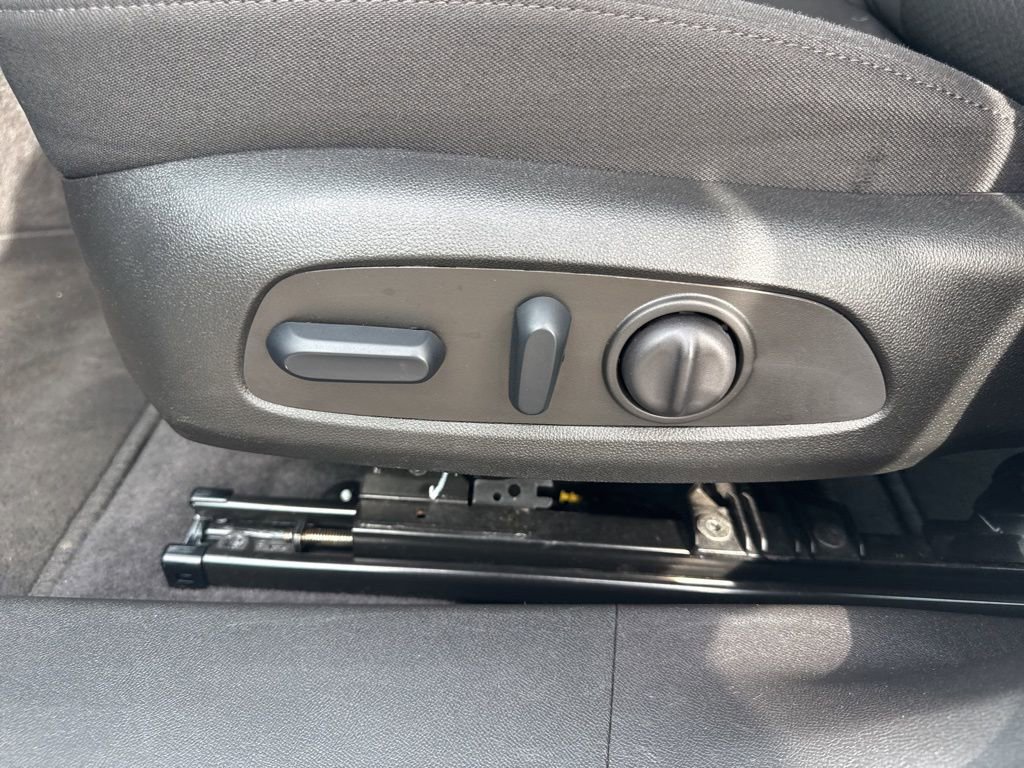 Used 2024 Chevrolet Malibu LT w/ Sport Edition image 10