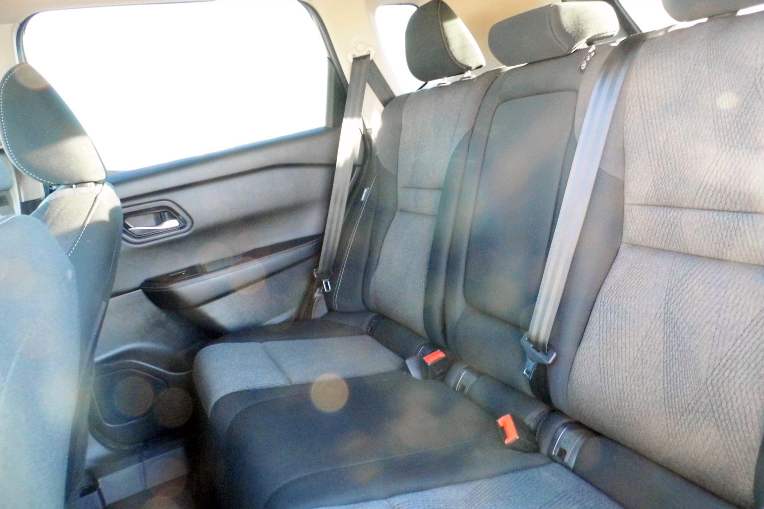 Used 2024 Nissan Rogue SV image 24