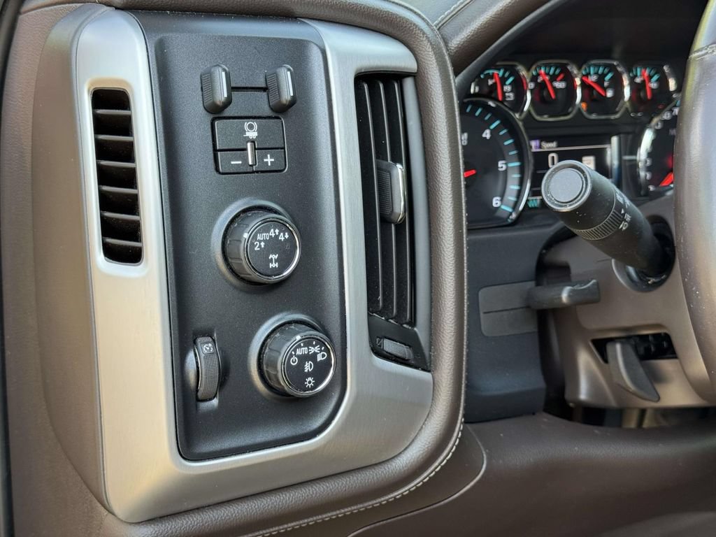 Used 2018 GMC Sierra 1500 SLT w/ SLT Premium Package AWD/4WD image 9