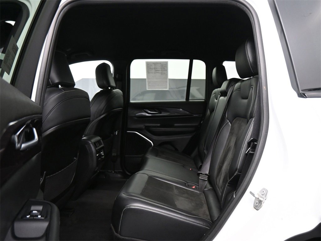 Used 2022 Jeep Grand Cherokee Altitude image 19