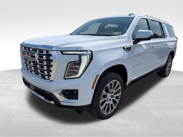 New 2026 GMC Yukon XL Denali w/ Denali Reserve Package AWD/4WD image 3
