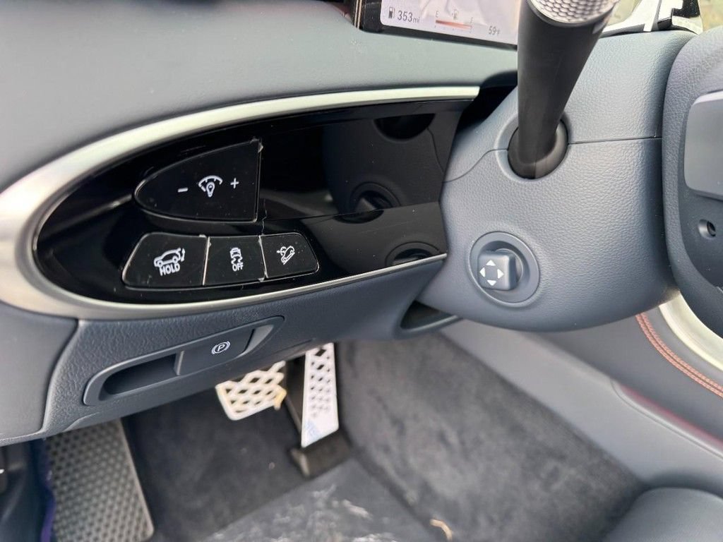 New 2026 Genesis GV70 2.5T Sport Prestige AWD/4WD image 12