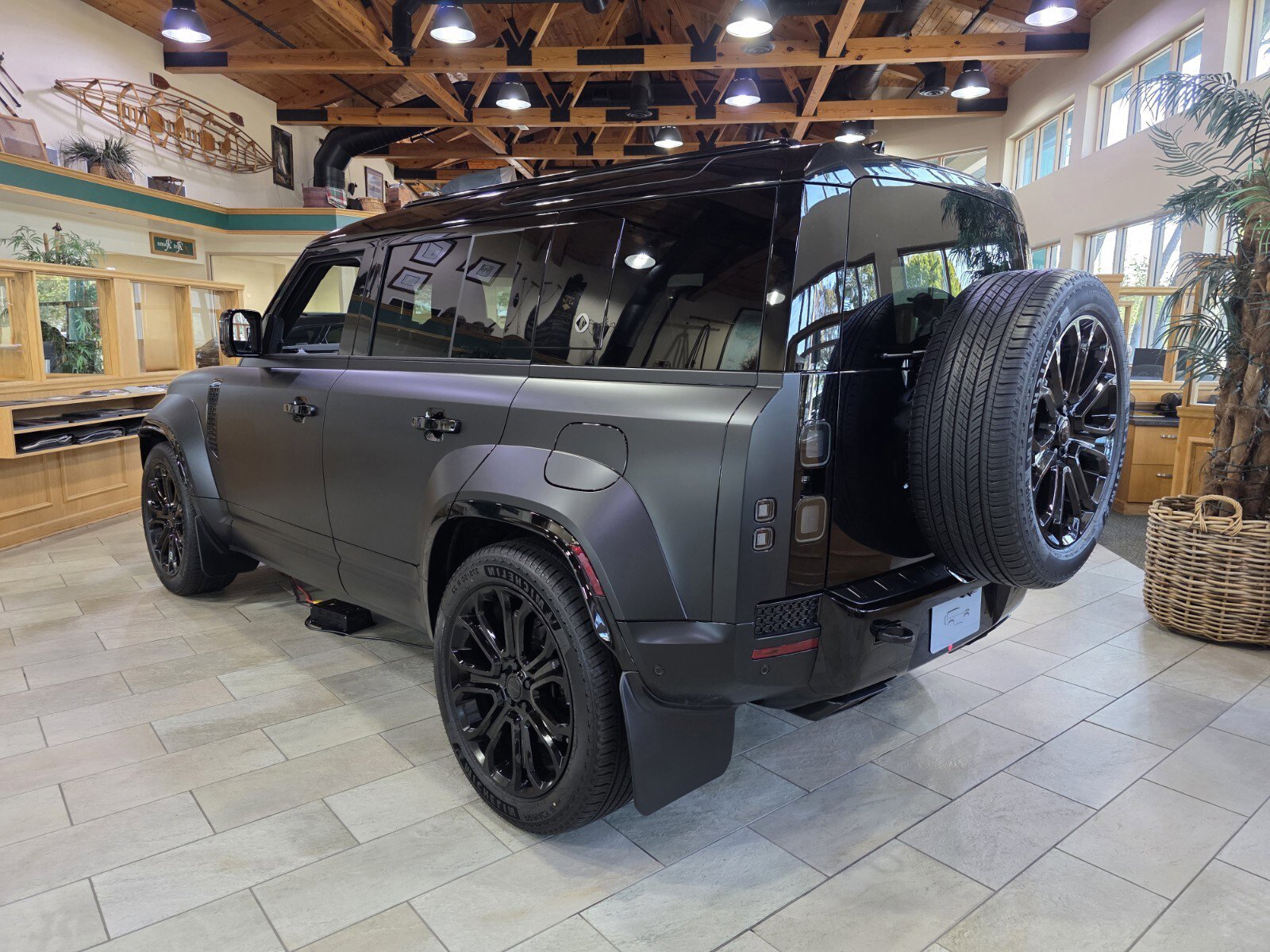 New 2026 Land Rover Defender 110 OCTA video 2