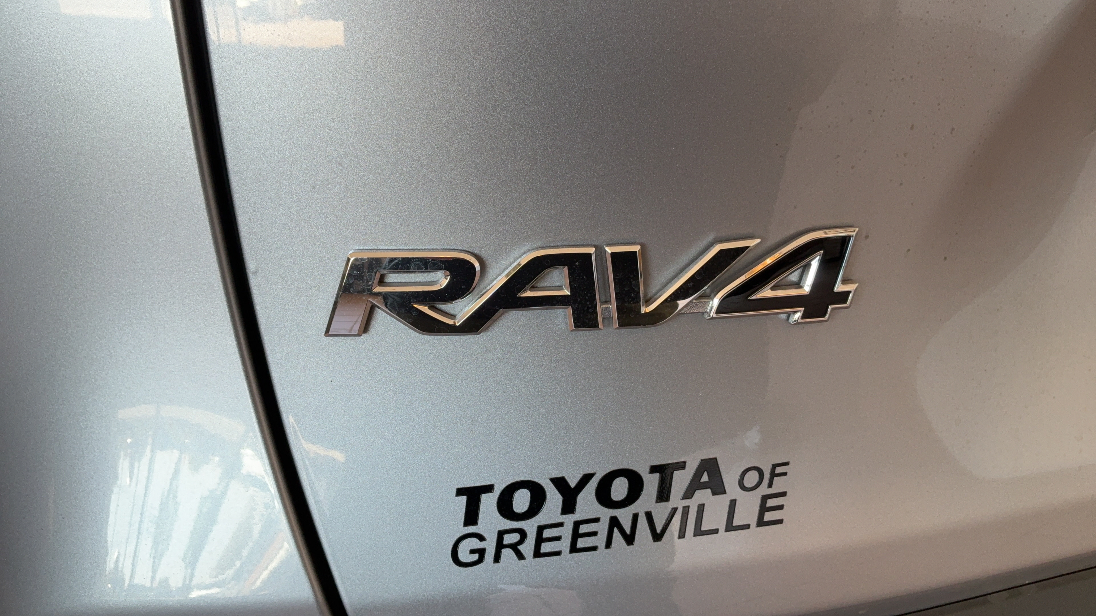 Used 2025 Toyota RAV4 LE AWD/4WD image 38