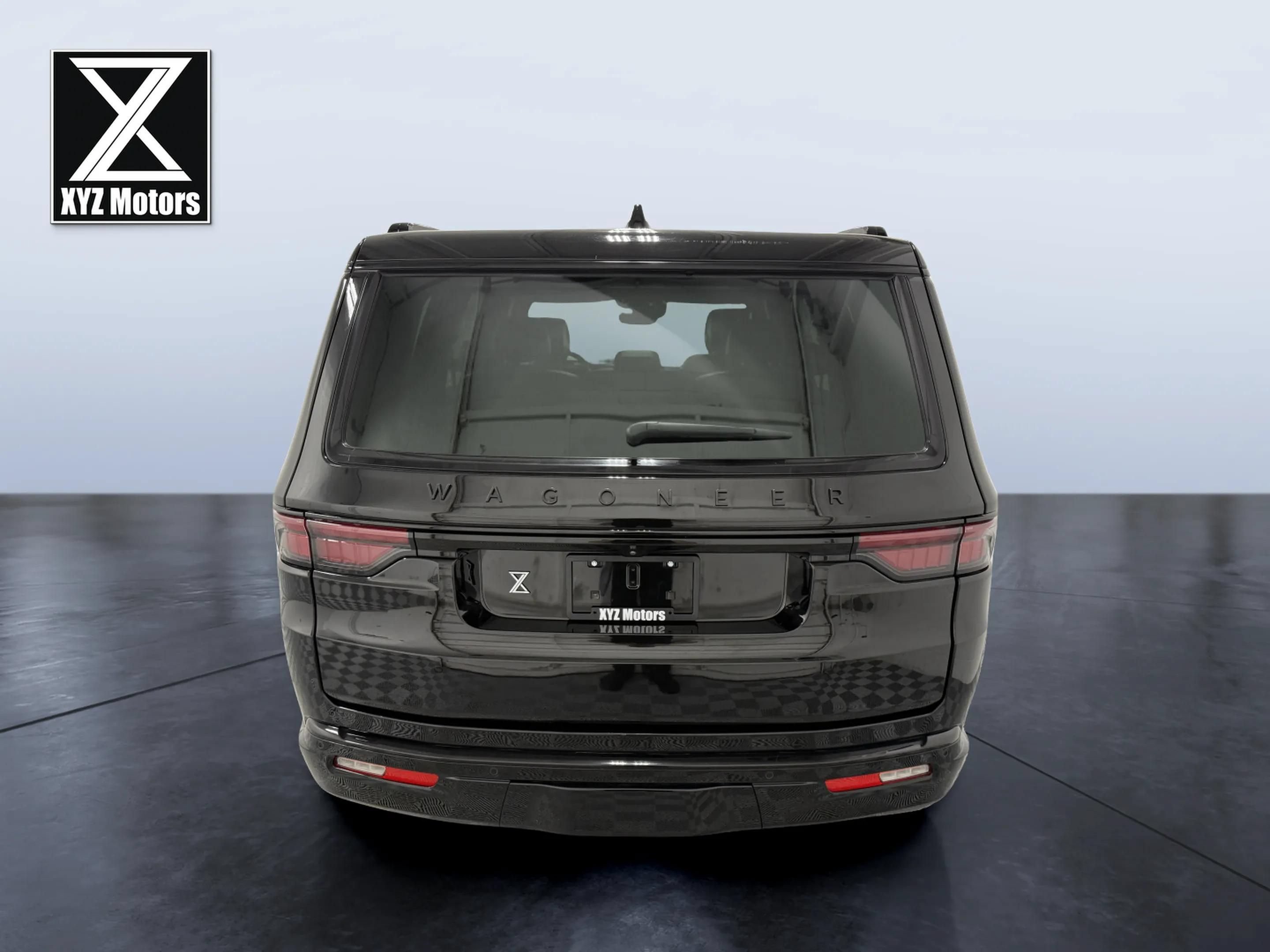 Used 2024 Jeep Wagoneer Series II AWD/4WD image 5