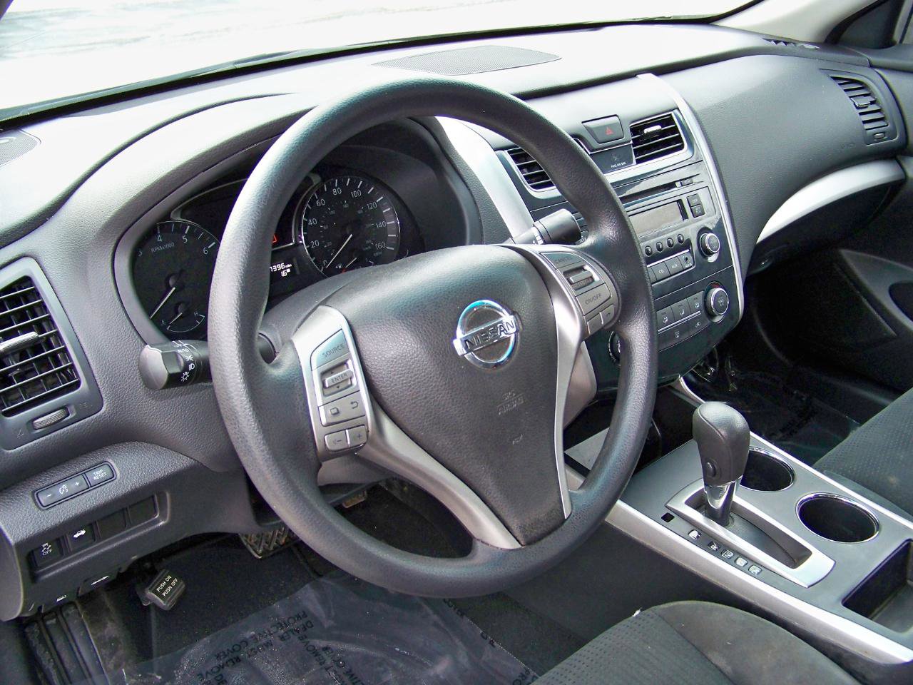 Used 2015 Nissan Altima 2.5 S w/ Power Driver Seat Package image 29