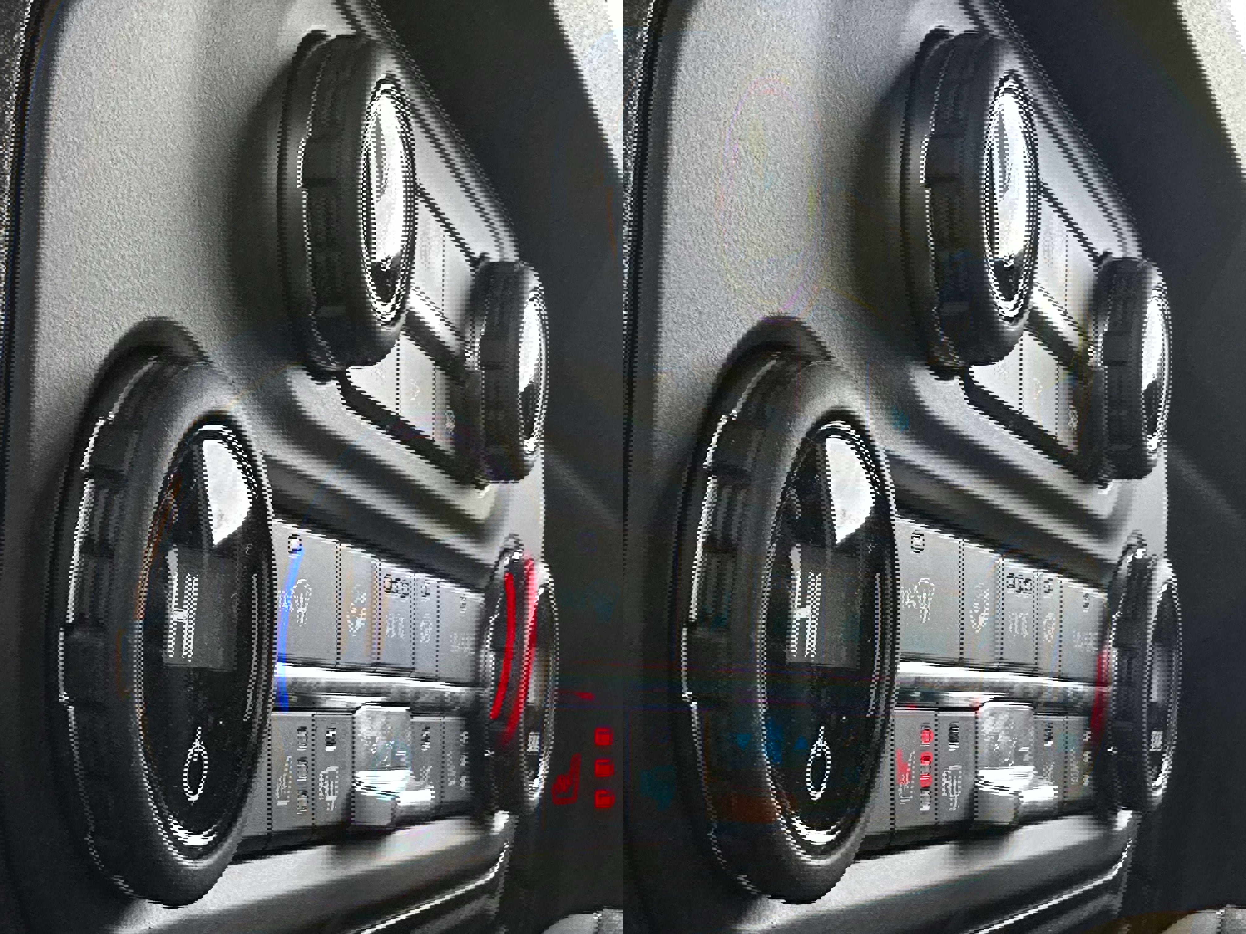 New 2025 Ford Bronco Badlands image 3