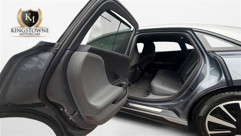 Used 2024 Lucid Air Touring AWD/4WD image 22