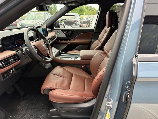 New 2026 Lincoln Aviator Reserve AWD/4WD image 12