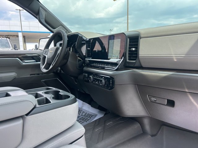 New 2025 Chevrolet Silverado 1500 LT w/ Safety Package image 33