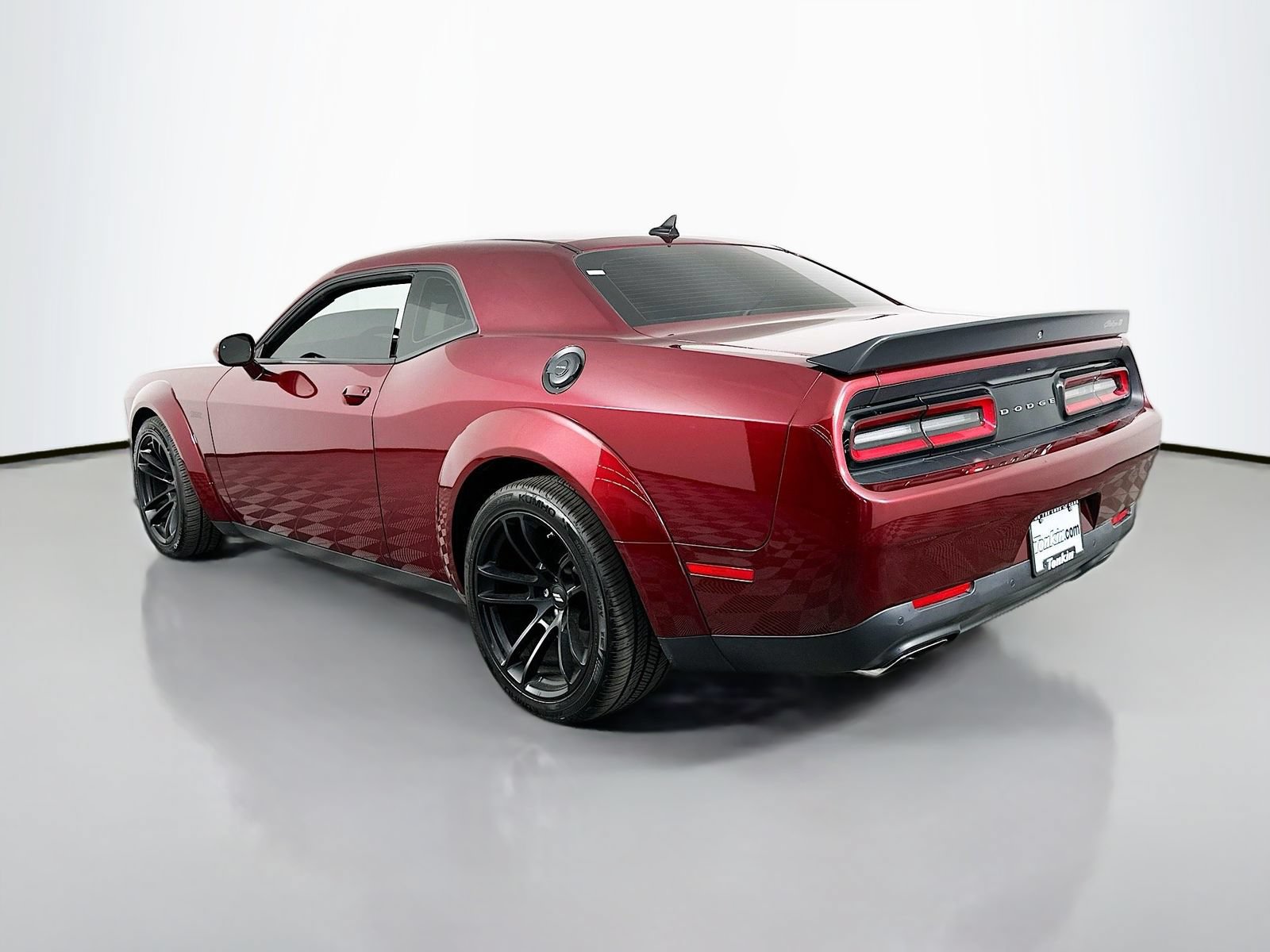 Used 2023 Dodge Challenger R/T Scat Pack RWD image 5