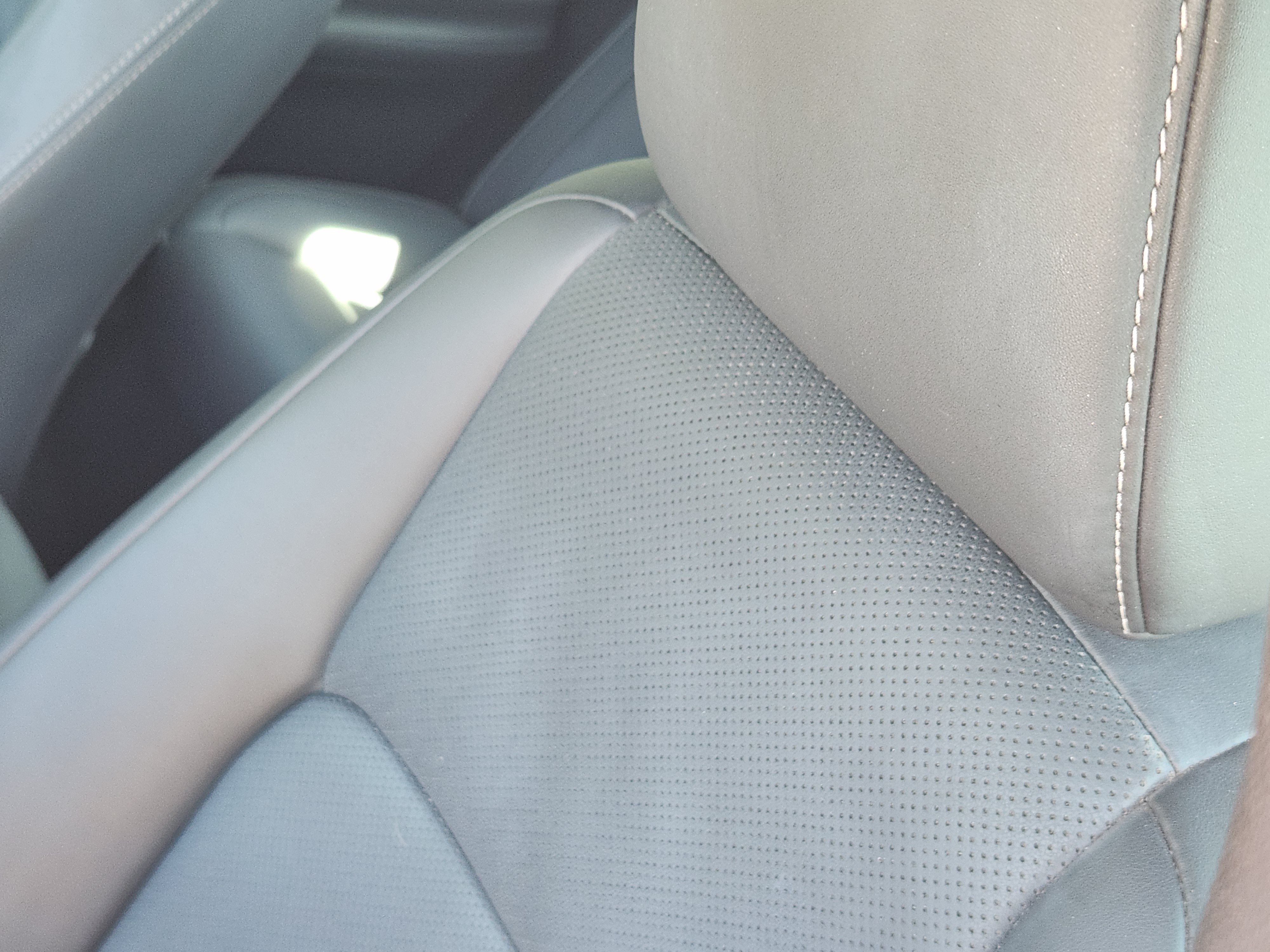 Used 2022 Lexus IS 300 w/ Premium Package RWD image 15