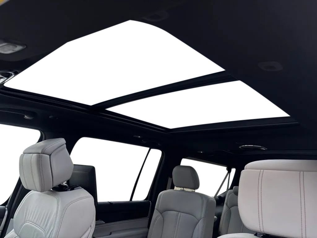 New 2026 Jeep Grand Wagoneer L Summit AWD/4WD image 21