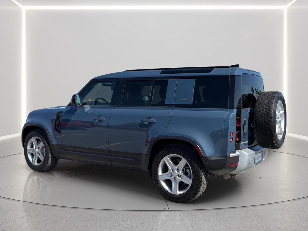 Used 2020 Land Rover Defender 110 SE AWD/4WD image 14