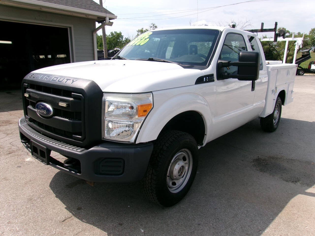 Used 2015 Ford F250 XL w/ Camper Package AWD/4WD image 4