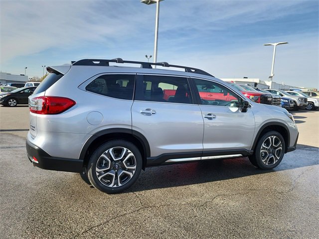 New 2026 Subaru Ascent Limited image 2