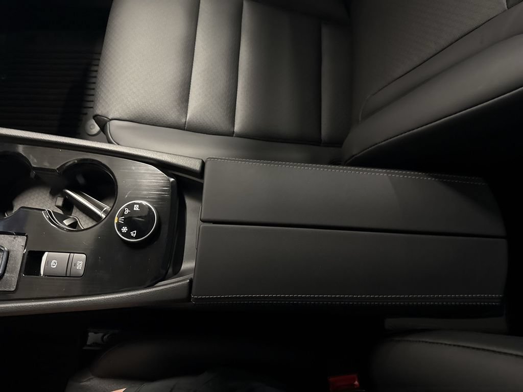 New 2026 Nissan Rogue Dark Armor AWD/4WD image 22