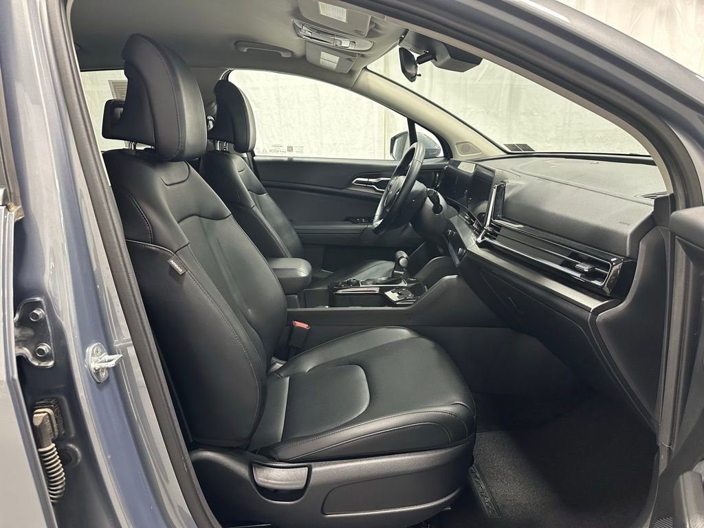 Used 2023 Kia Sportage EX FWD image 56