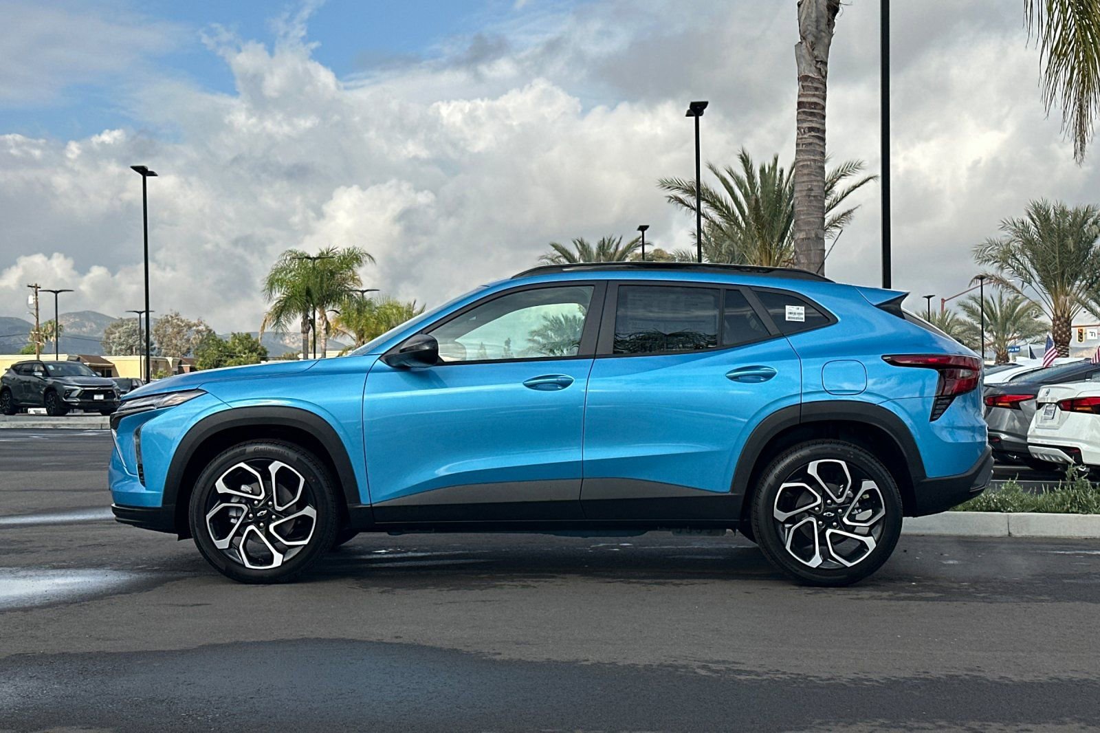New 2026 Chevrolet Trax RS FWD image 7
