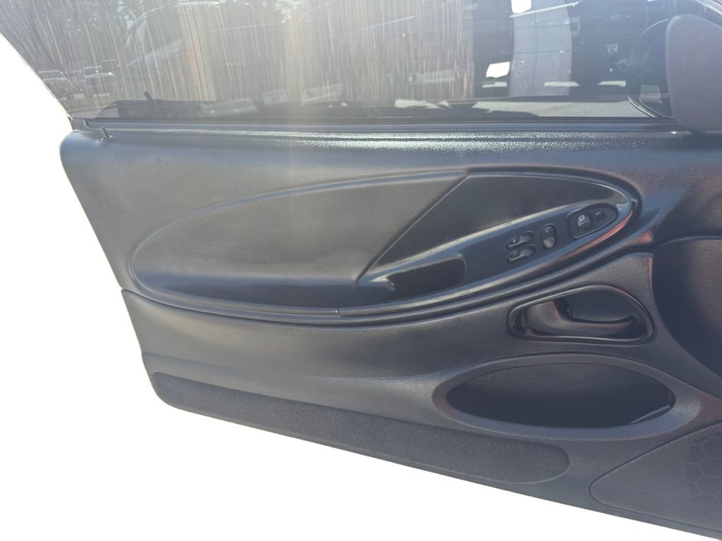 Used 1998 Ford Mustang Cobra image 16