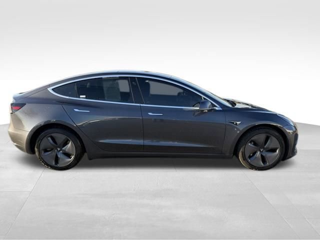 Used 2018 Tesla Model 3 Long Range image 11